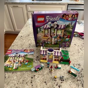 Lego Friends Heartlake Puppy Daycare retired set 41124